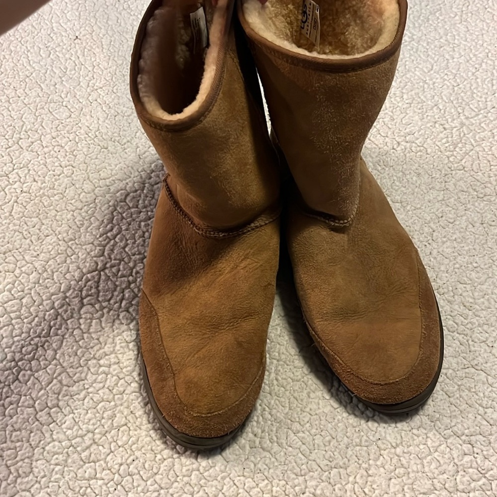 Men’s Ugg boots 🥾